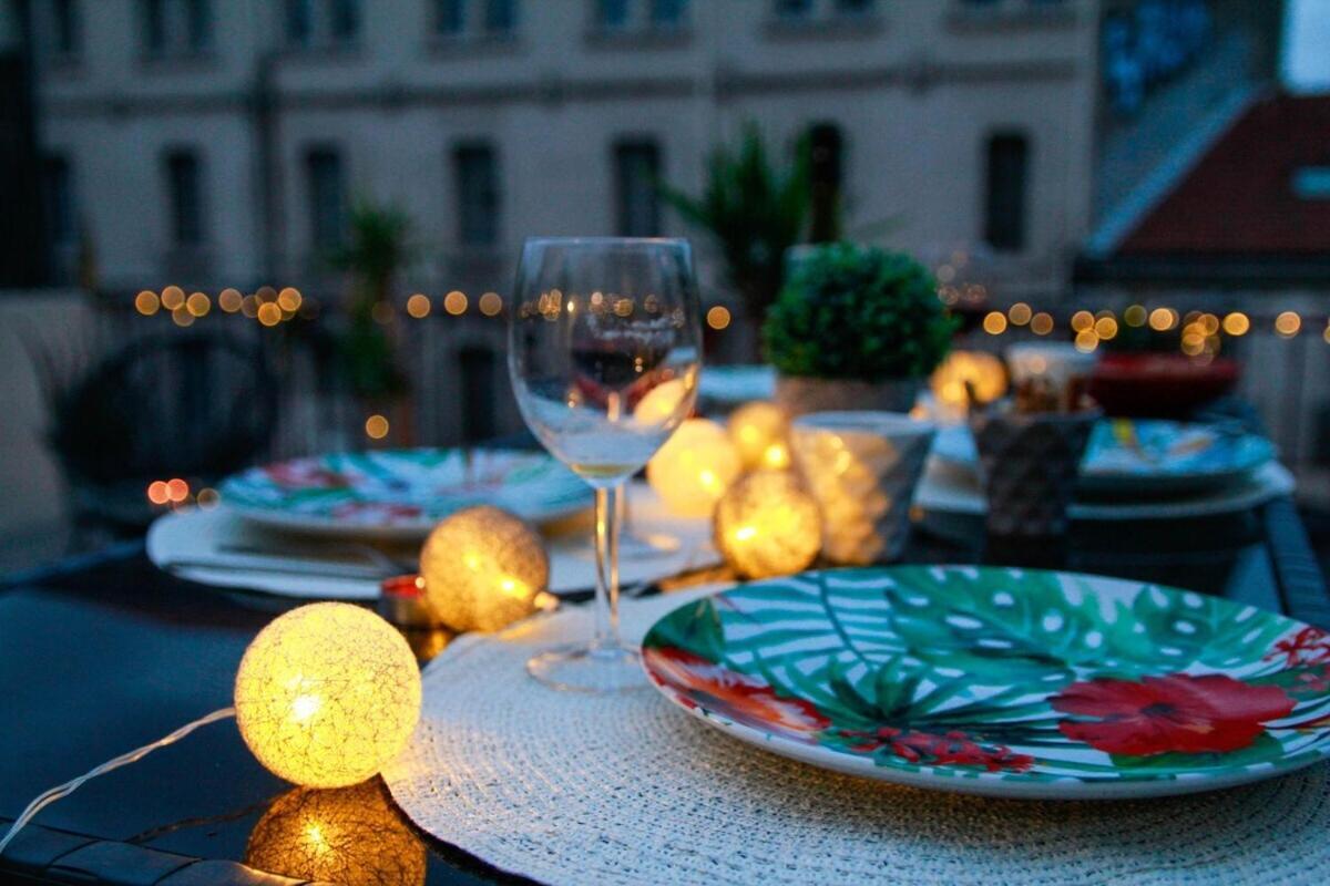 L'Amoureux - Terrasse Et Climatisation Coeur De Ville Montpellier Buitenkant foto