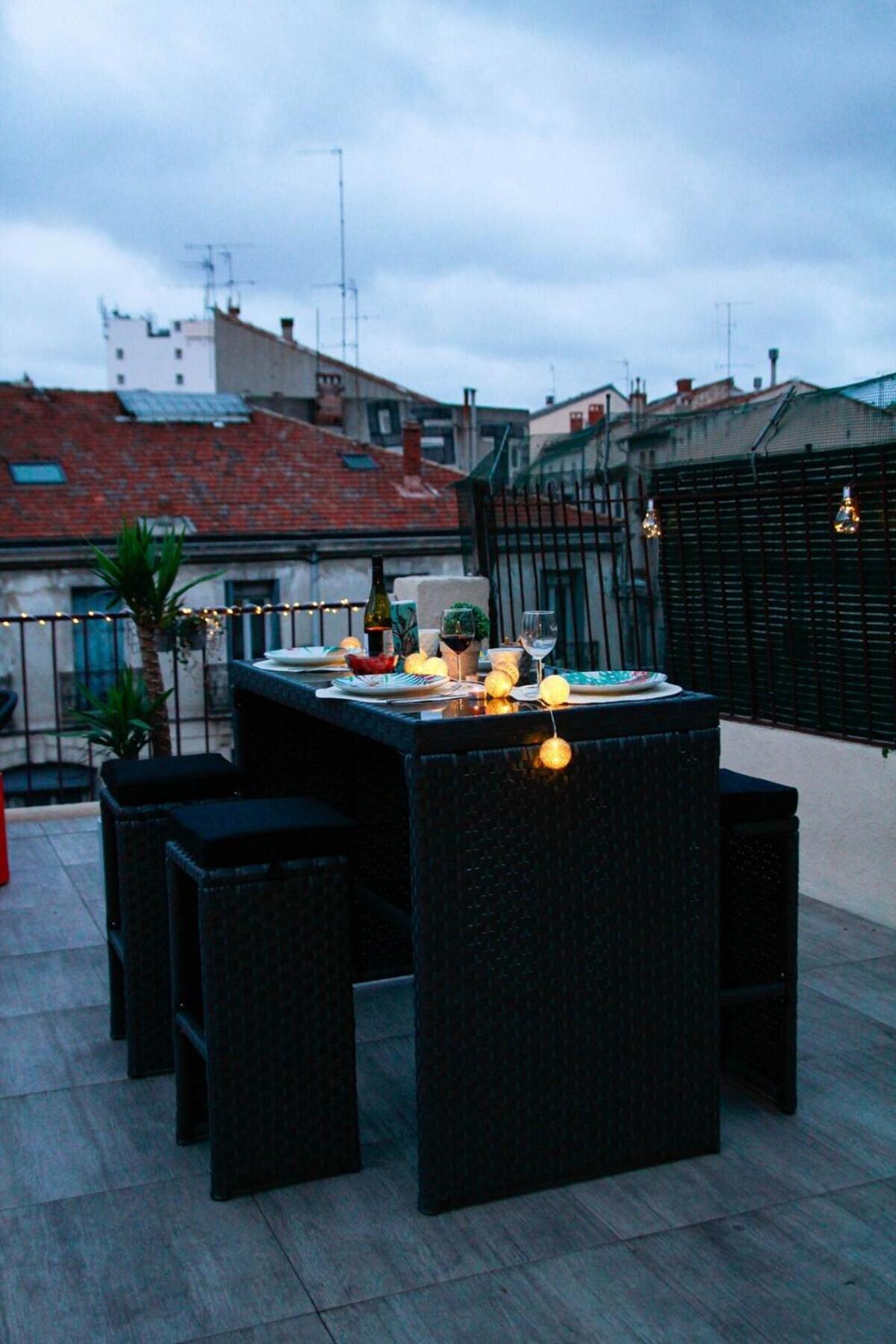 L'Amoureux - Terrasse Et Climatisation Coeur De Ville Montpellier Buitenkant foto